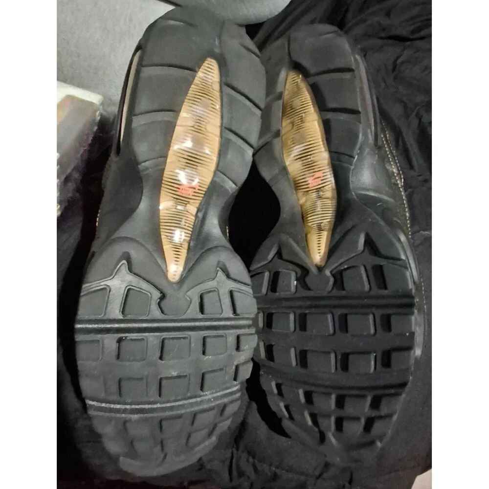 Size 9.5 - Nike Air Max 95 Essential Cosmic Clay Style Code AT9865-014